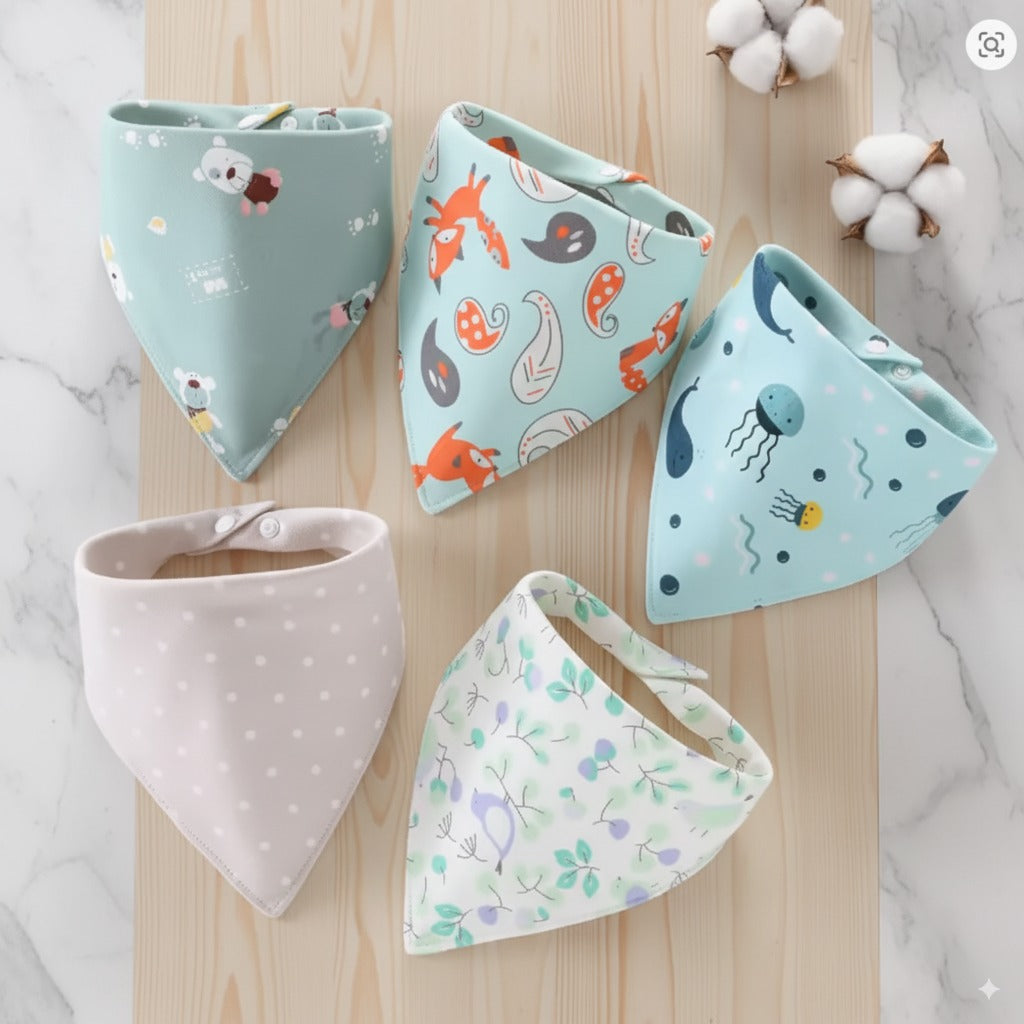 Pack 5 Baberos de algodón con diferentes estampados